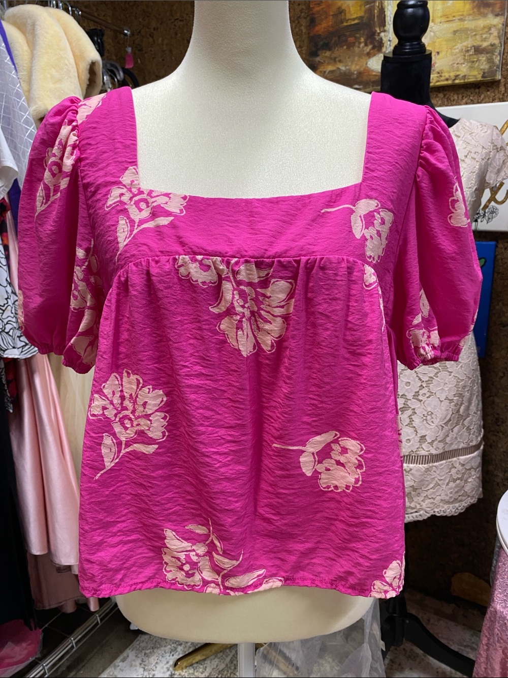 Day + Moon Fuchsia Floral Square-Neck Puff Sleeve Top, size M